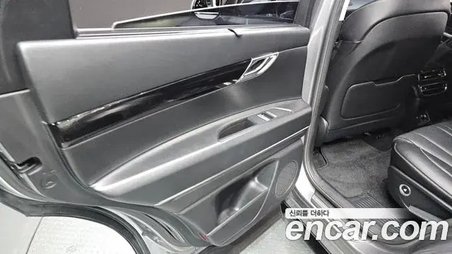 Genesis GV80 2021 — Şəkil 21/32