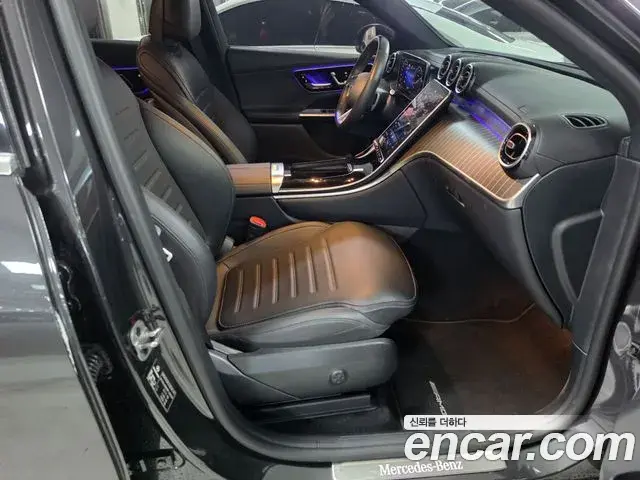 Mercedes-Benz GLC-Class 2024 — Photo 7/17
