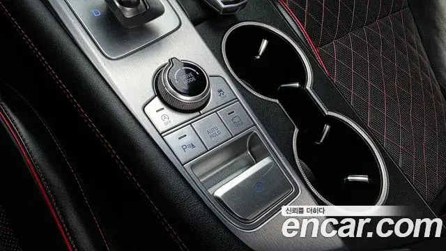 Genesis G70 2018 — ფოტო 11/20