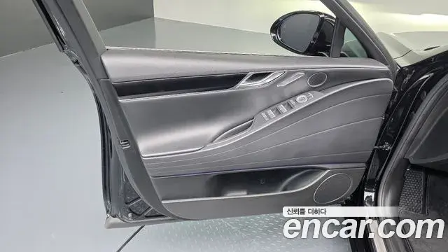 Genesis G80 2024 — ფოტო 30/36