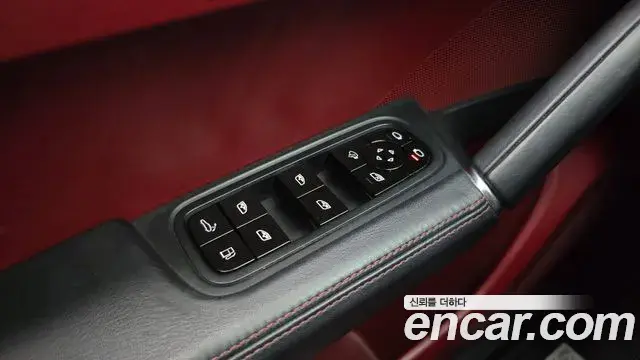 Porsche Cayenne 2021 — Şəkil 10/32