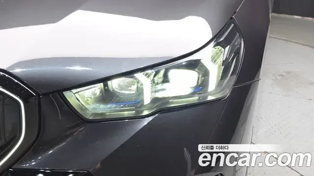 BMW 5 Series 2025 — ფოტო 1/30