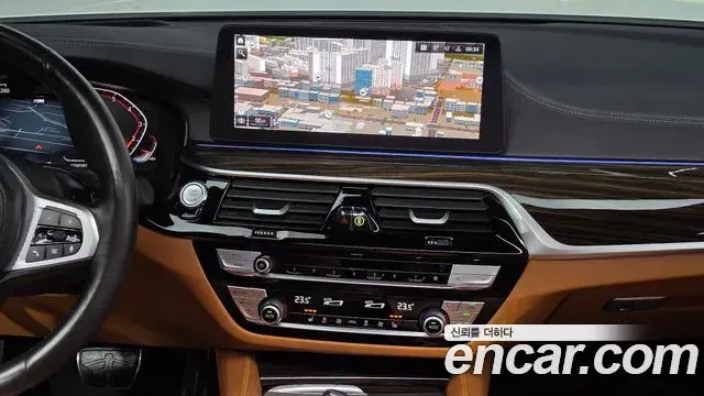 BMW 5 Series 2021 — Фото 13/20