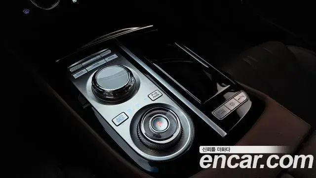 Genesis G80 2023 — Şəkil 28/34