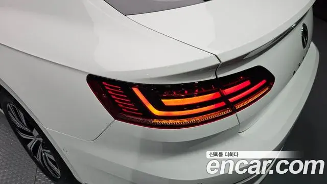 Volkswagen Arteon 2019 — Photo 19/33