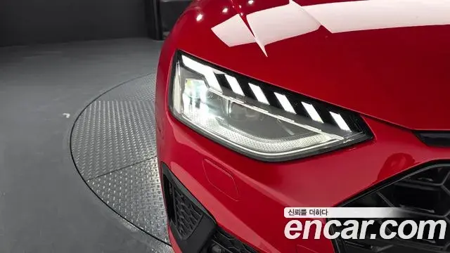 Audi S4 2021 — Şəkil 12/34