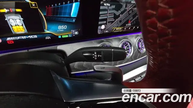 Mercedes-Benz AMG GT 2023 — ფოტო 18/20
