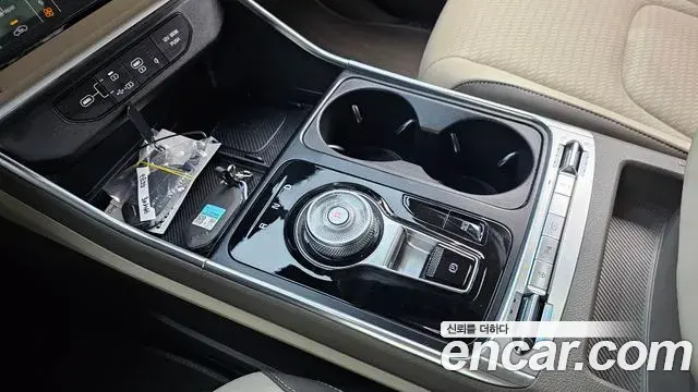 Kia Carnival 2025 — Photo 28/32