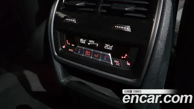 BMW X6 2022 — Şəkil 17/35