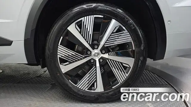 Renault Samsung Grand Koleos 2025 — Şəkil 34/34