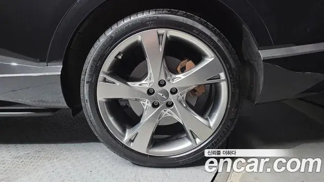 Genesis GV80 2023 — ფოტო 28/30