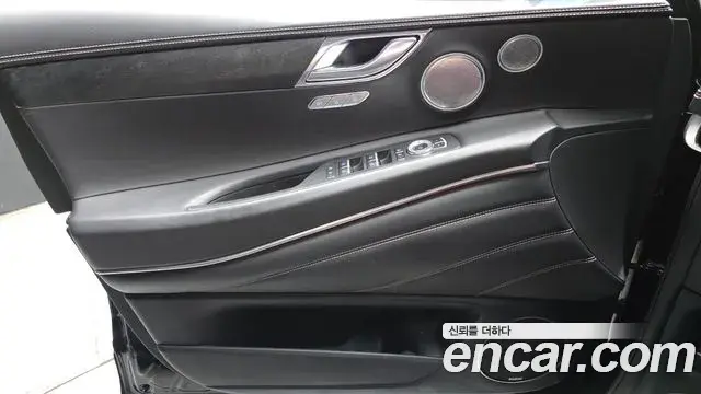 Genesis GV80 2023 — ფოტო 29/30
