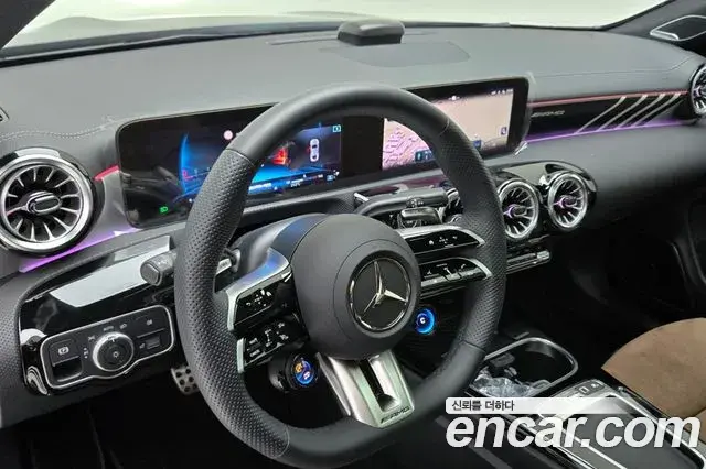 Mercedes-Benz CLA-Class 2025 — Фото 13/20