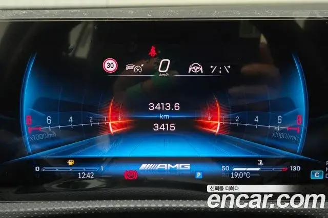 Mercedes-Benz CLA-Class 2025 — Фото 20/20