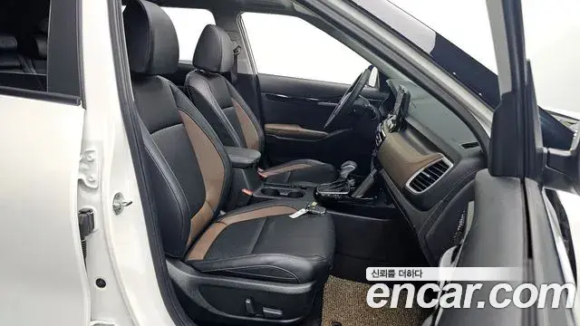 Kia Seltos 2021 — Şəkil 20/32