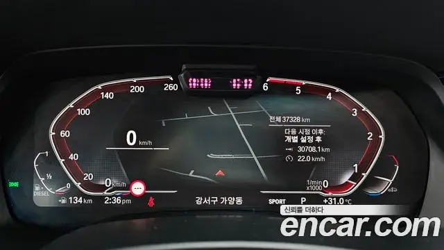 BMW X5 2019 — ფოტო 16/33