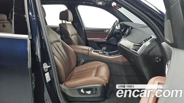BMW X5 2019 — ფოტო 2/33