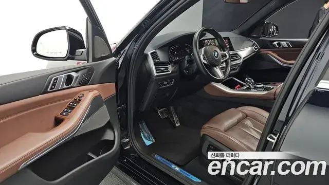 BMW X5 2019 — ფოტო 20/33