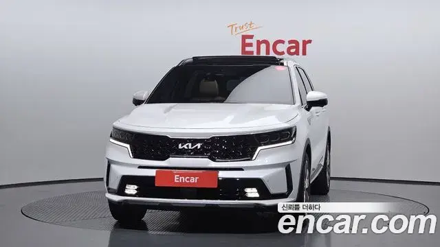 Kia Sorento 2022 — ფოტო 15/31