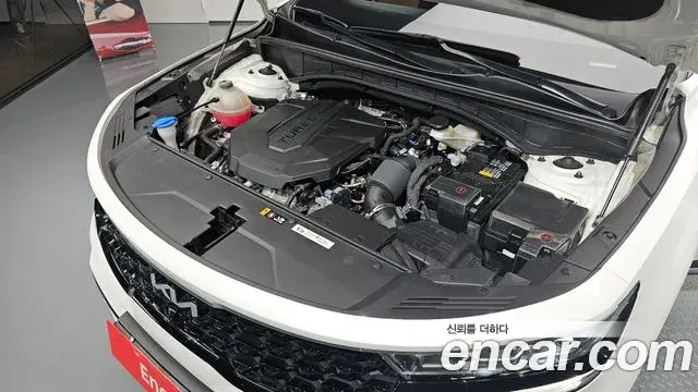 Kia Sorento 2022 — ფოტო 21/31