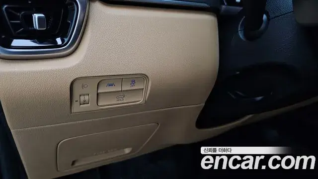 Kia Sorento 2022 — ფოტო 17/31