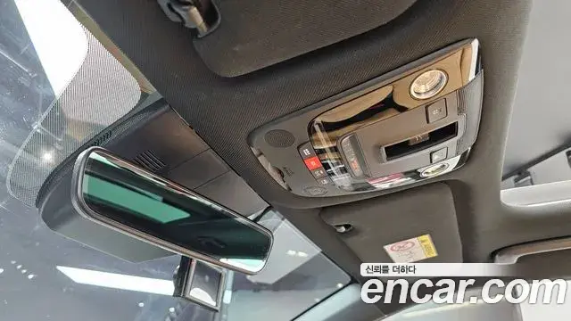 Kia Sorento 2022 — ფოტო 25/31
