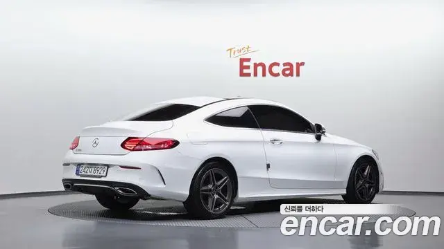 Mercedes-Benz C-Class 2021 — Фото 2/20
