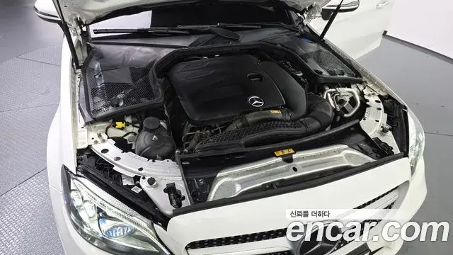 Mercedes-Benz C-Class 2021 — Фото 6/20