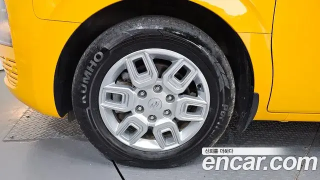 Hyundai Staria 2022 — Şəkil 2/30