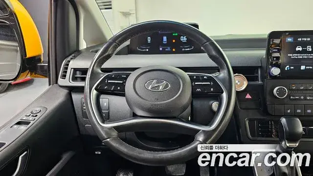 Hyundai Staria 2022 — Şəkil 28/30