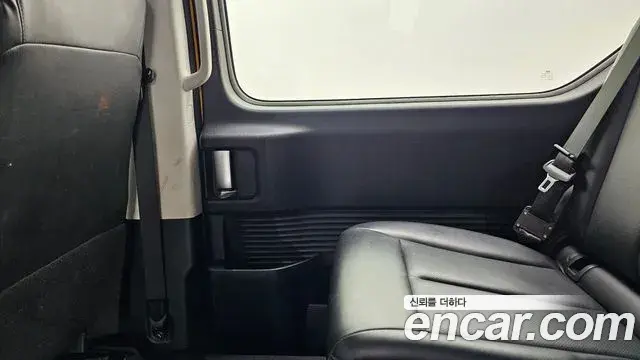 Hyundai Staria 2022 — Şəkil 7/30