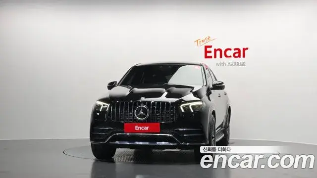 Mercedes-Benz GLE-Class 2021 — Photo 23/34