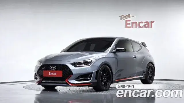 Hyundai Veloster 2019 — Фото 1/20