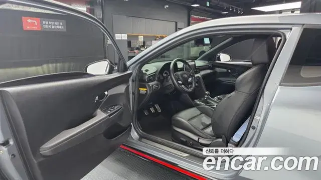 Hyundai Veloster 2019 — Фото 10/20