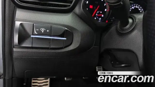 Hyundai Veloster 2019 — Фото 18/20