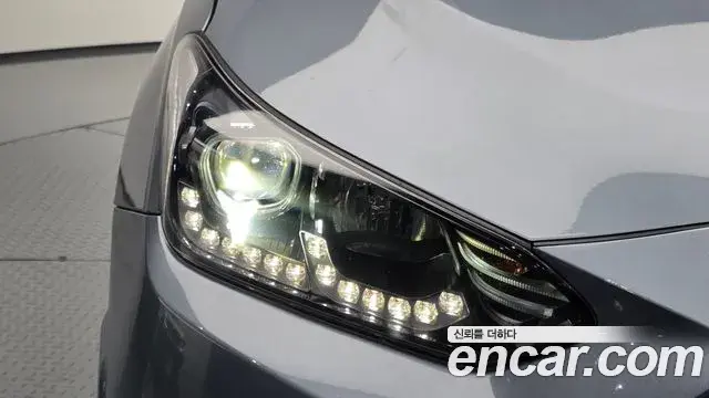 Hyundai Veloster 2019 — ფოტო 2/30