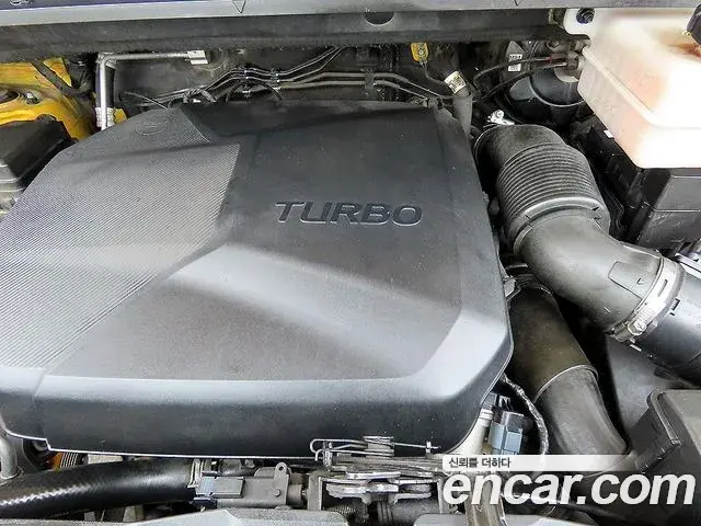 Hyundai Staria 2021 — Фото 18/20