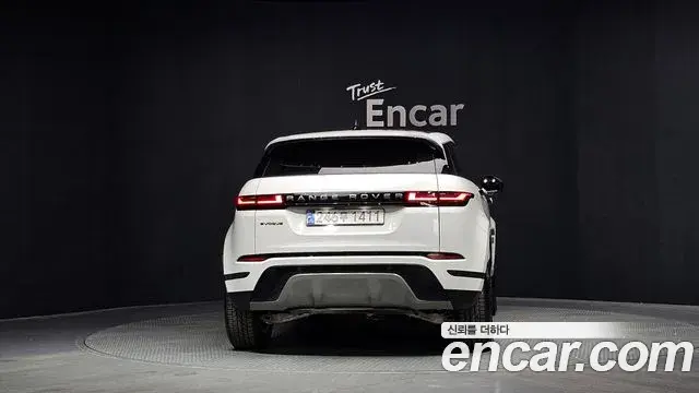 Land Rover Range Rover Evoque 2025 — Фото 4/20