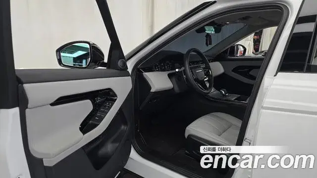 Land Rover Range Rover Evoque 2025 — Фото 10/20