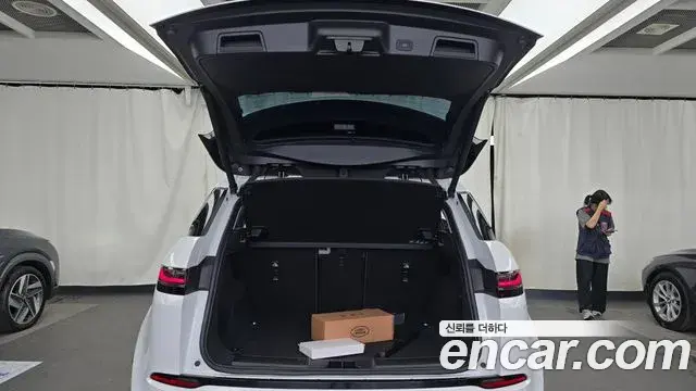 Land Rover Range Rover Evoque 2025 — Фото 20/20
