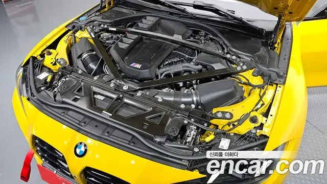 BMW M4 2025 — Фото 6/20
