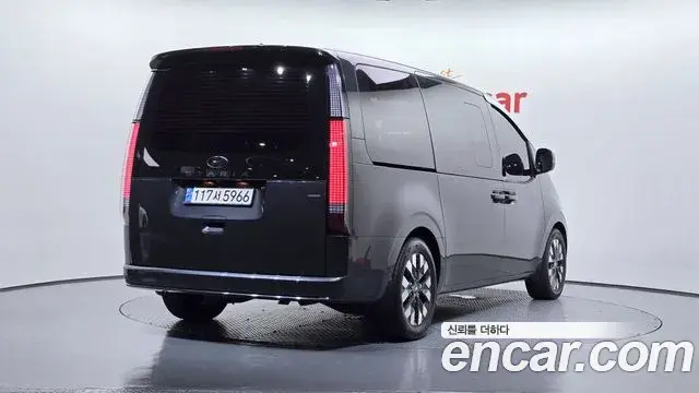 Hyundai Staria 2022 — Şəkil 2/20
