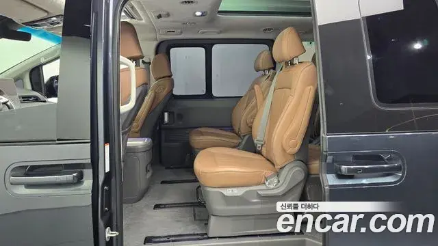 Hyundai Staria 2022 — Şəkil 11/20