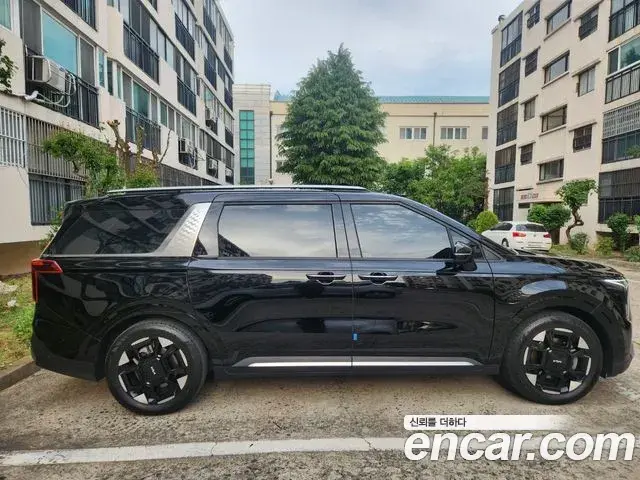 Kia Carnival 2025 — Şəkil 7/20