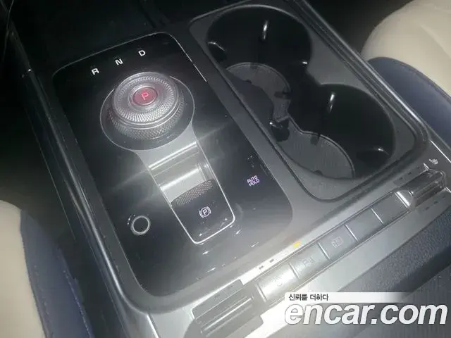 Kia Carnival 2025 — Şəkil 20/20