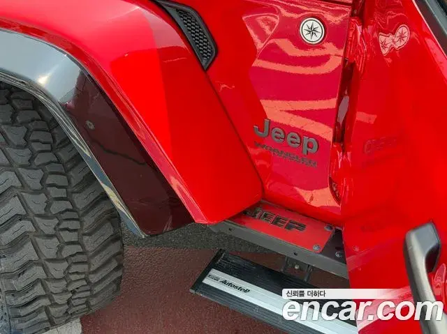 Jeep Wrangler 2021 — Photo 18/20