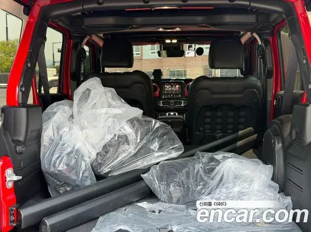 Jeep Wrangler 2021 — Photo 3/20