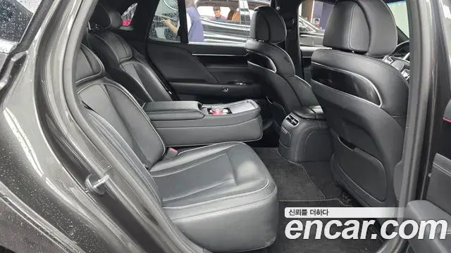 Genesis G90 2022 — Şəkil 18/20