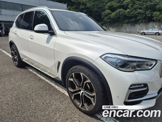 BMW X5 2021 — ფოტო 2/20