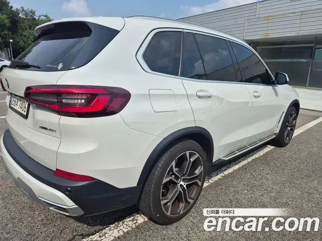 BMW X5 2021 — ფოტო 19/20